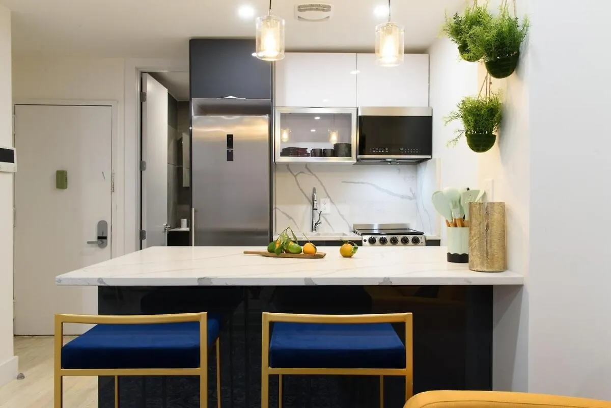 1597-9 Renovated Studio Prime Ues Wd In Unit New York