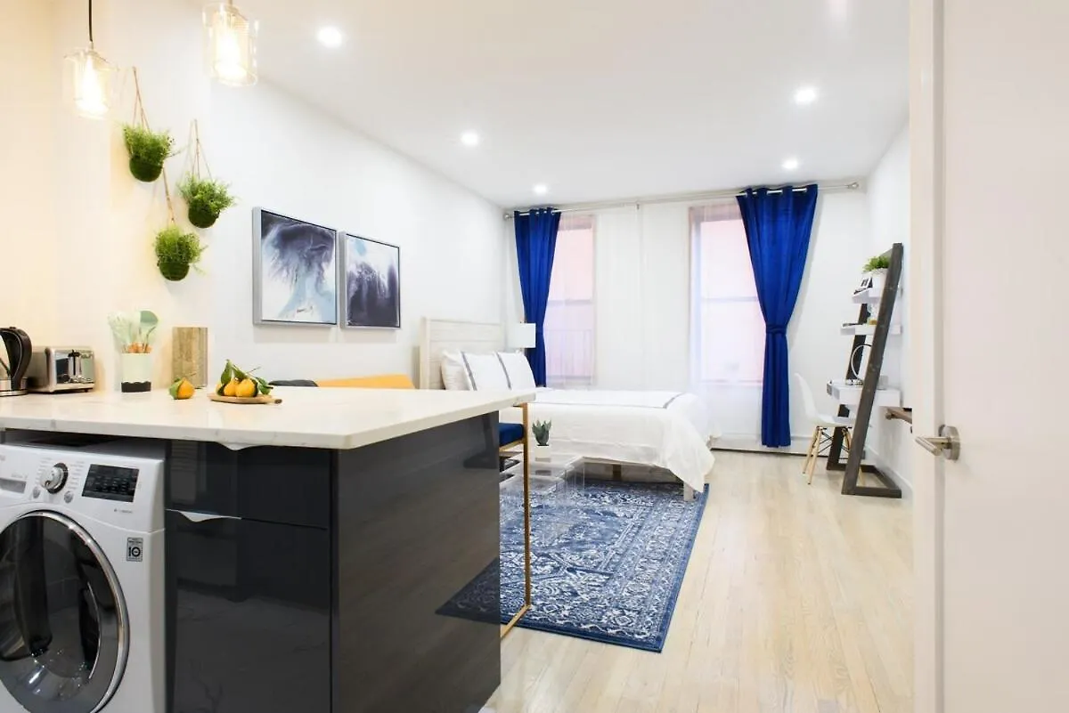 1597-9 Renovated Studio Prime Ues Wd In Unit New York
