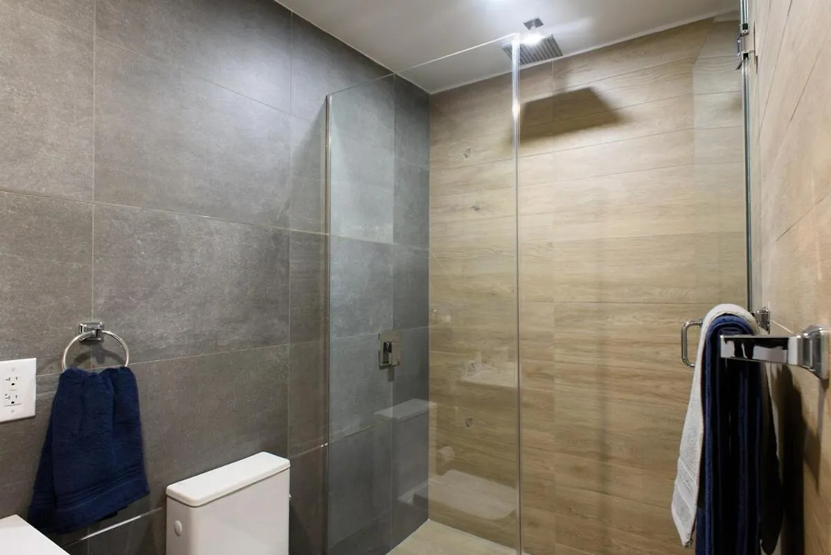 Lägenhet 1597-9 Renovated Studio Prime Ues Wd In Unit New York USA