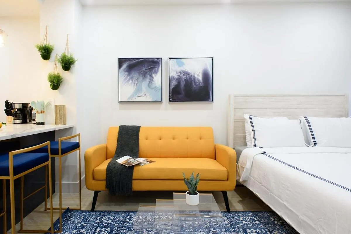 1597-9 Renovated Studio Prime Ues Wd In Unit New York 0*,